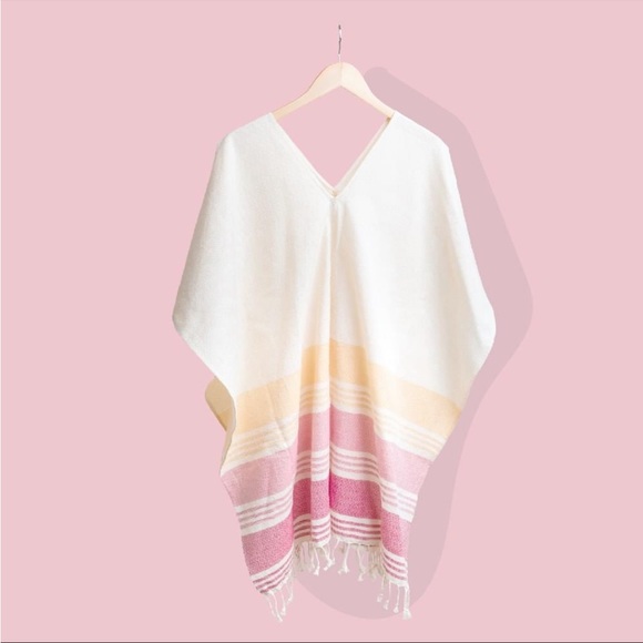 NWOT Caftan Coverup in Sunburst ☀️💖 - Picture 2 of 10